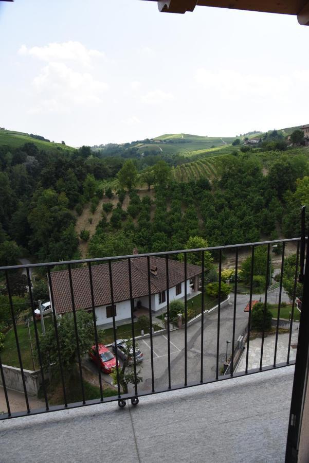 In Piazzetta Holiday Apartments, Barolo Extérieur photo